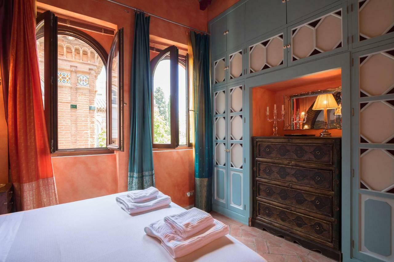 Oriental Apartment Gardens Views 2 Pax Севилья Экстерьер фото