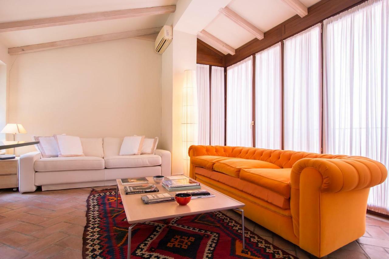 Oriental Apartment Gardens Views 2 Pax Севилья Экстерьер фото
