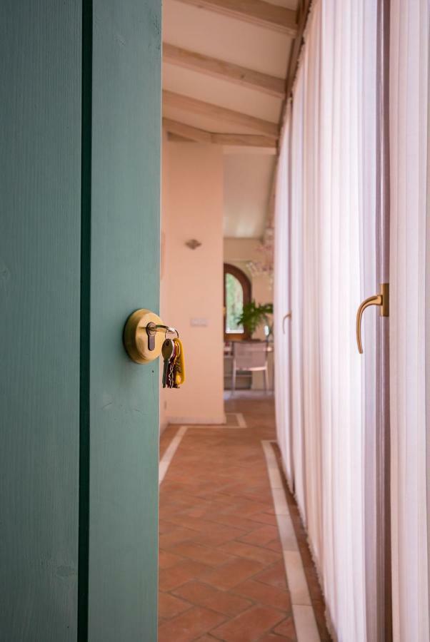 Oriental Apartment Gardens Views 2 Pax Севилья Экстерьер фото